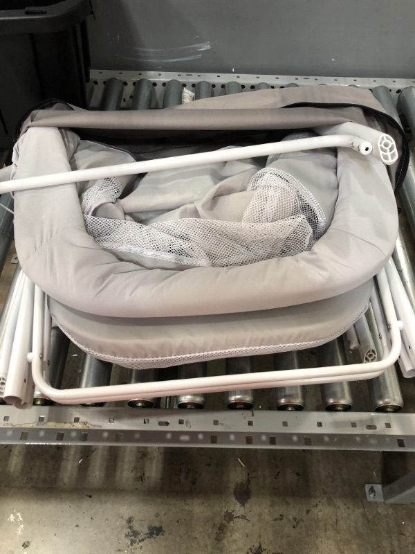 Photo 2 of Dream On Me Karley Bassinet in Cool Grey
