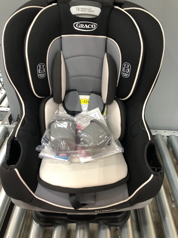 Photo 3 of Graco Extend2Fit Convertible Car Seat, Ride Rear Facing Longer with Extend2Fit, Gotham
