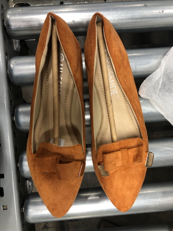 Photo 1 of **NO STOCK PHOTO**
BROWN WOMANS FLATS 
SIZE 8