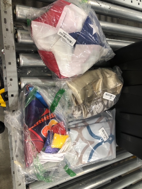Photo 1 of 4 Item Bundle, Miscellaneous