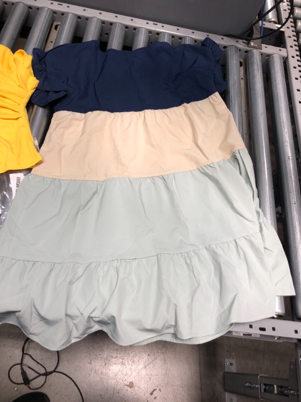 Photo 1 of ***BUNDLE***
Bundle of clothes.
Light blue flower dress M/L
Yellow top S/M
Dress M/L
Blue Tshirt 3XL