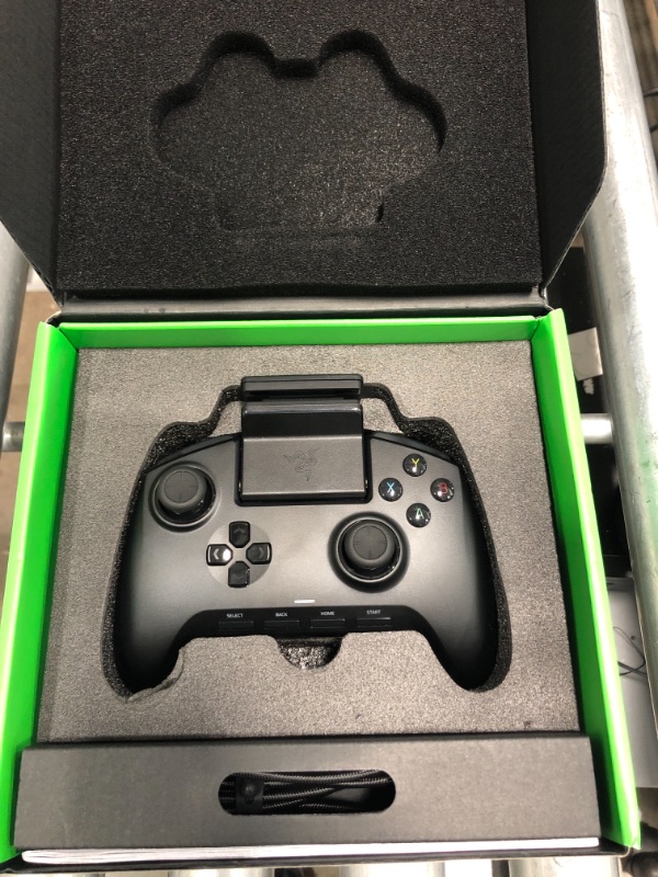 Photo 2 of Razer Raiju Mobile: Ergonomic Multi-Function Button Layout - Hair Trigger Mode - Adjustable Phone Mount - Mobile Gaming Controller for Android
