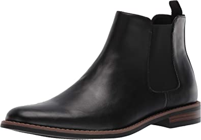 Photo 1 of Amazon Essentials Men's Chelsea Boot
SIZE 10
