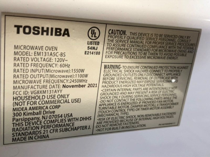 Photo 4 of (DAMAGED)toshiba em131a5c-bs microwave oven with smart sensor, easy clean interior, eco mode and sound on/off, 1.2 cu.ft, 1100w, black
**BUTTON PAD COMES OFF, UNABLE TO HEAT**