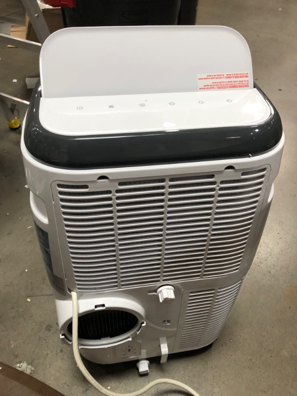 Photo 3 of Black & Decker 6,000 BTU Portable Air Conditioner in White
