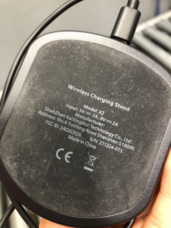 Photo 2 of Yootech Wireless Chargers