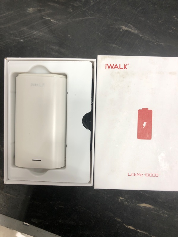 Photo 2 of iWALK Link Me 10000 Portable Charger