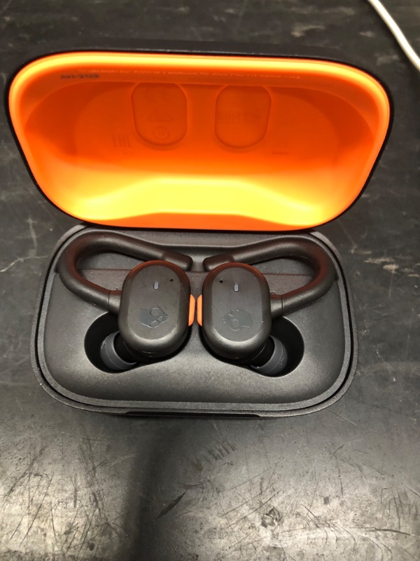 Photo 3 of INCOMPLETE ITEM
Skullcandy Push Active True Wireless In-Ear Earbud - True Black/Orange
