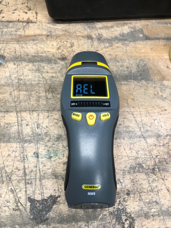 Photo 1 of General Tools
Combo Pin and Pinless Moisture Meter for Water Damage and Mold Prevention