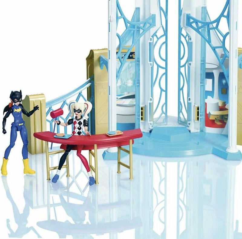 Photo 1 of DC SUPER HERO HIGH ACTION DOLL AND PLAYSET