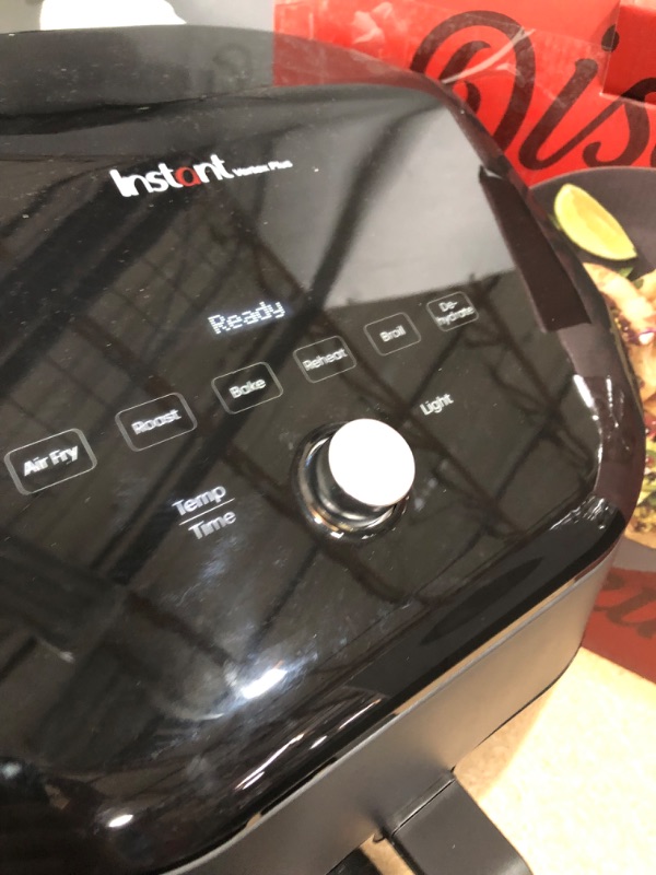 Photo 3 of Instant Vortex Plus Air Fryer with ClearCook
