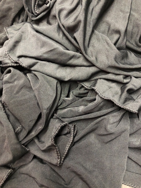 Photo 1 of 3 Pack Stretch Tablecloth Spandex Table Skirts for Rectangle Tables Washable Wrinkle Resistant Table Covers 6ft and Fitted Table Skirts for Tradeshows,Banquets or Restaurants,Parties,Events (Black)
