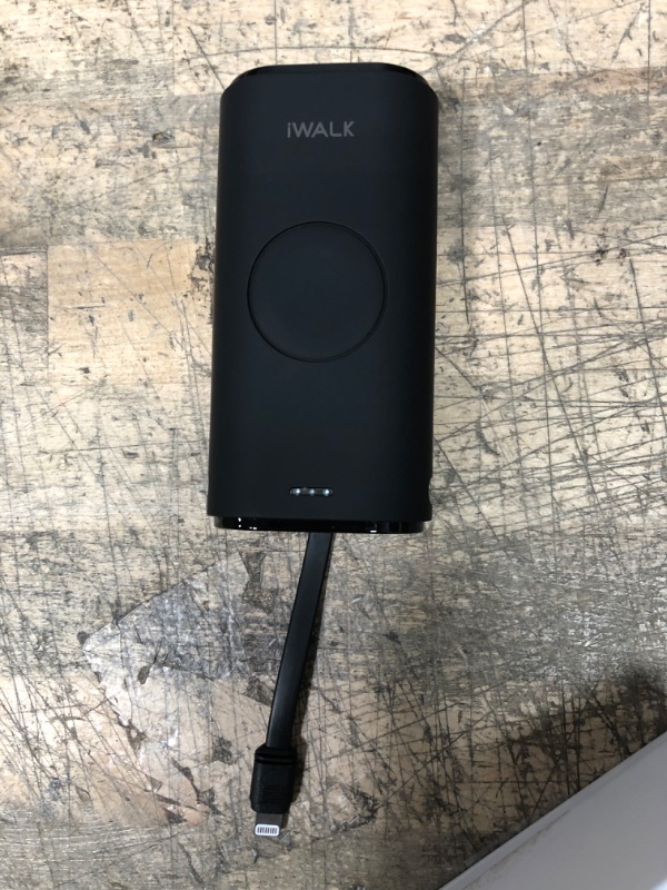 Photo 2 of iWALK 9000mAh Portable Charger Power Bank Apple Watch Charger, Compatible with iPhone 13/iPhone 12/Mini/Pro/Max, Apple Watch, Black (TESTED AND FUNCTIONS)