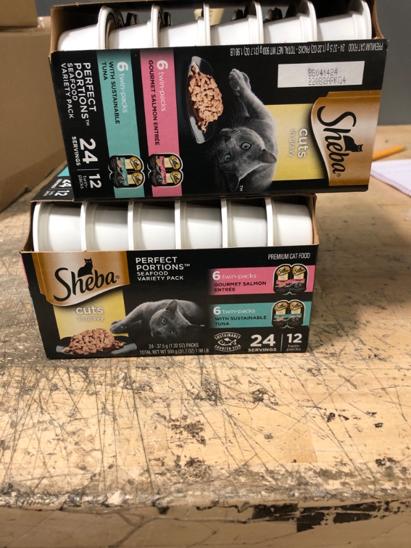 Photo 2 of 2-BOXES *** Sheba Wet Food Perfect Portions Wet Cat Food Cuts in Gravy Gourmet Salmon Entree & Signature Tuna Entree 24 Variety Pack
BEST BY 04/14/2024