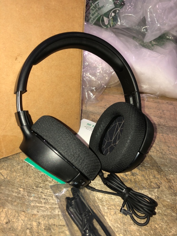 Photo 2 of SteelSeries Arctis 1 Wireless Gaming Headset USB-C Detachable Clearcast Microphone Compatible with PC