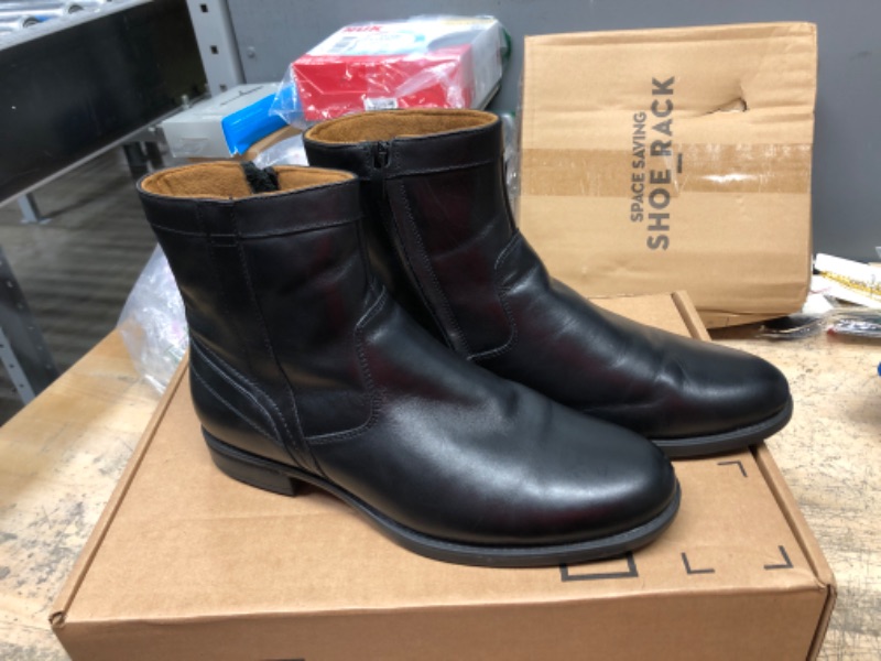 Photo 2 of Florsheim Men's Medfield Plain Toe Zip Boot Fashion
SIZE NOT ON BOW OR SHOE... EST 10-11