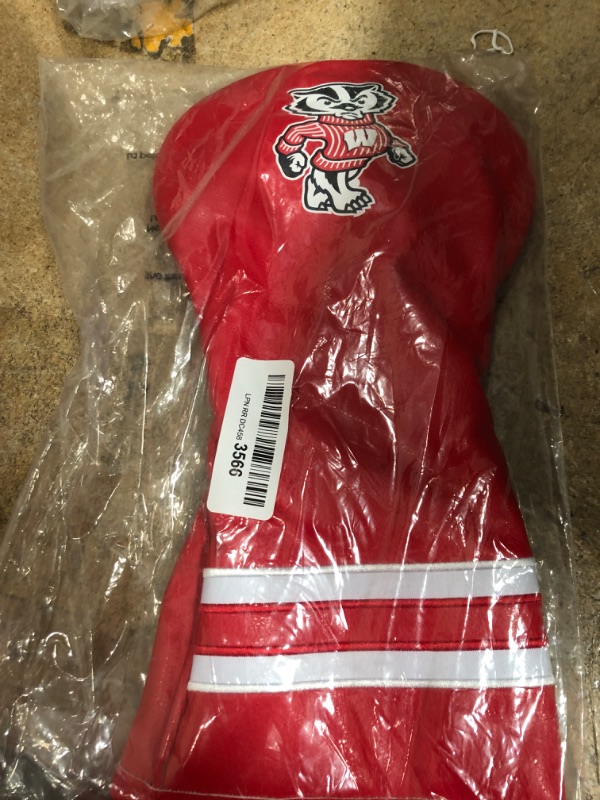 Photo 1 of Team Golf NCAA Vintage Driver Golf Club Headcover, Form Fitting Design, Retro Design and Superb Embroidery
