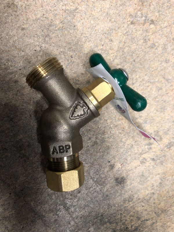 Photo 2 of Arrowhead Brass
1/2 in. Compression x 3/4 in. Male Hose Thread No-Kink Hose Bibb with Lead-Free Copper