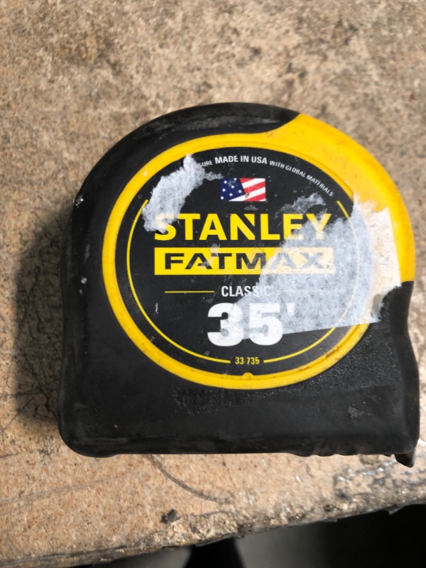 Photo 1 of 35 ft. FATMAX Tape Measure
