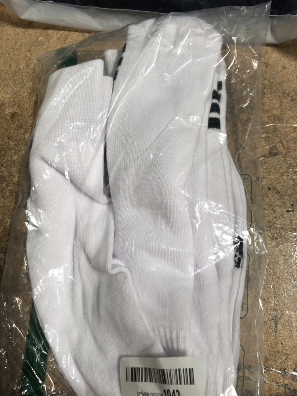 Photo 1 of adidas Mens Athletic Cushioned Quarter Socks (6-pair)
Size: XL