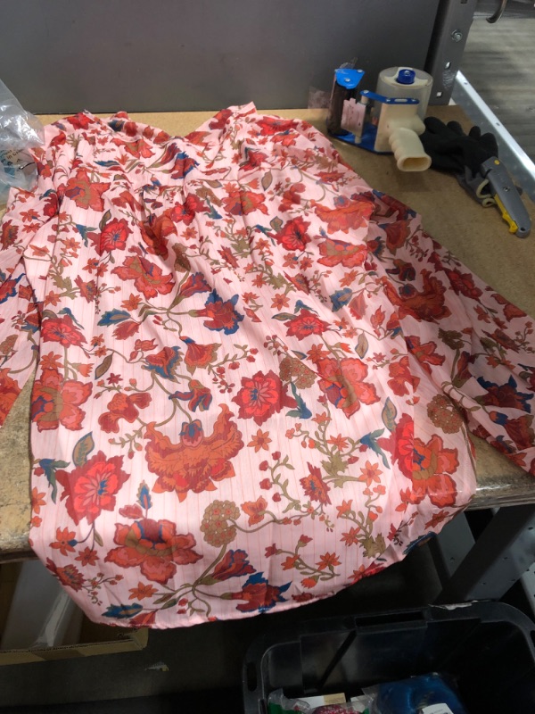 Photo 1 of Floral dress
Size: 2XL