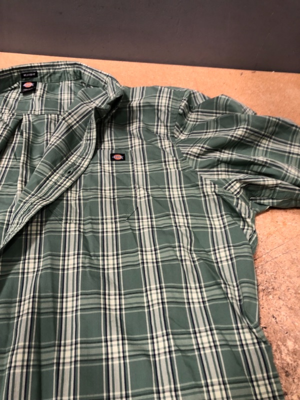 Photo 1 of Dickies Men's Short Sleeve Flex Woven Shirt Dark Ivy 4XL 