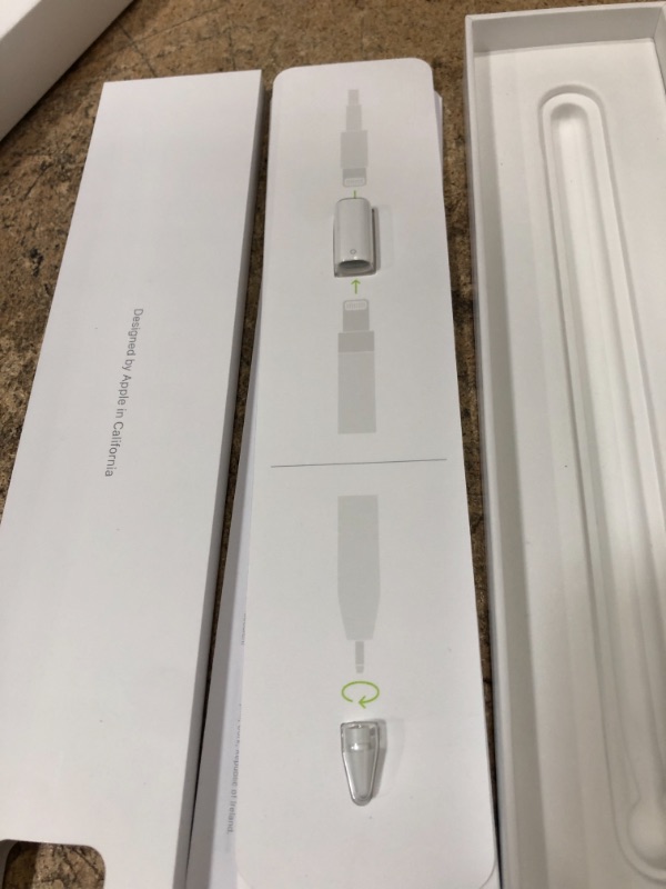 Photo 5 of Apple Pencil (1st Generation)
