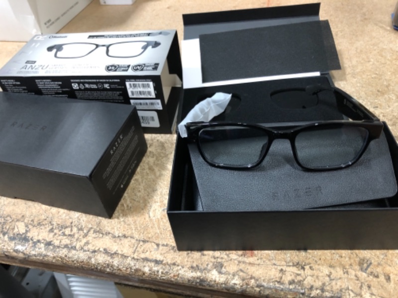 Photo 2 of Razer Anzu Smart Glasses: Blue Light Filtering & Polarized Sunglass Lenses - Low Latency Audio - Built-in Mic & Speakers - Touch & Voice Assistant Compatible - 5hrs Battery - Rectangle/Large
