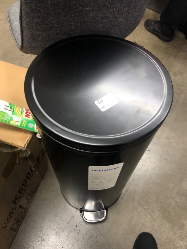 Photo 2 of 30L Round Step Trash Can - Brightroom