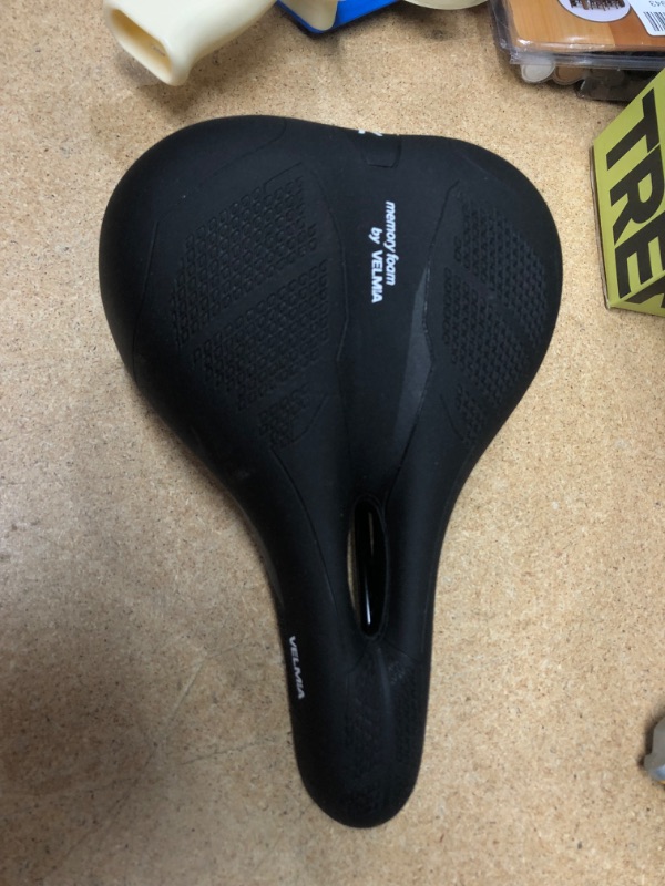 Photo 1 of 
Velmia Bike Seat Made of Comfortable Memory Foam I Bicycle Seat with Ergonomic Zone Concept for Men & Women I Bike Saddle for BMX, MTB & Road, 10.55 x 7.36 x 4.17