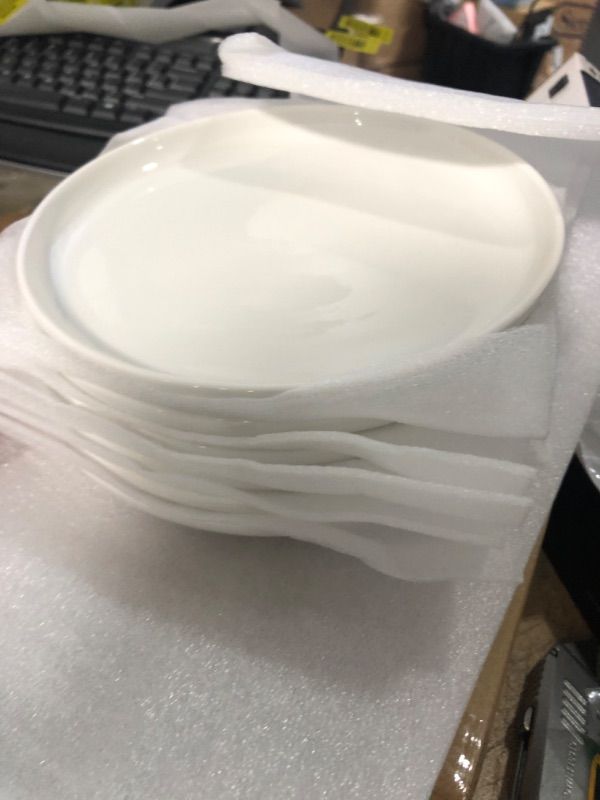 Photo 1 of 6 white deep plates