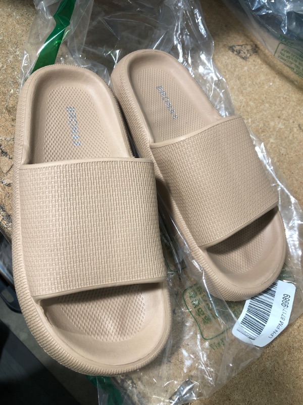 Photo 2 of BRONAX Cloud Slides brown  size 7-8