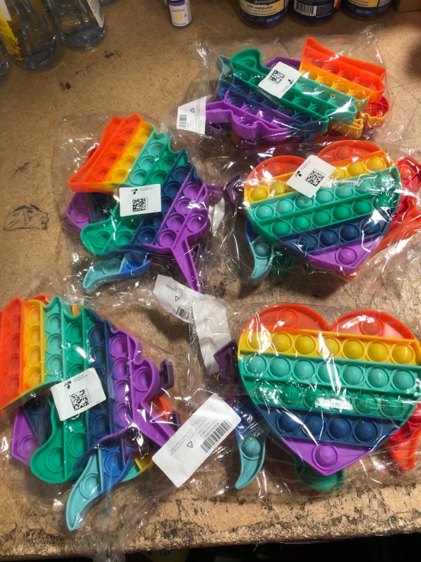 Photo 1 of 5 PACK Fescuty Rainbow Unicorn Dinosaur Pop Stress Relief Fidget Toys Heart Sensory Toys Autism Learning Materials for Anxiety Stress Relief Squeeze Toy Class Rewards Students Party Gifts for Kids
