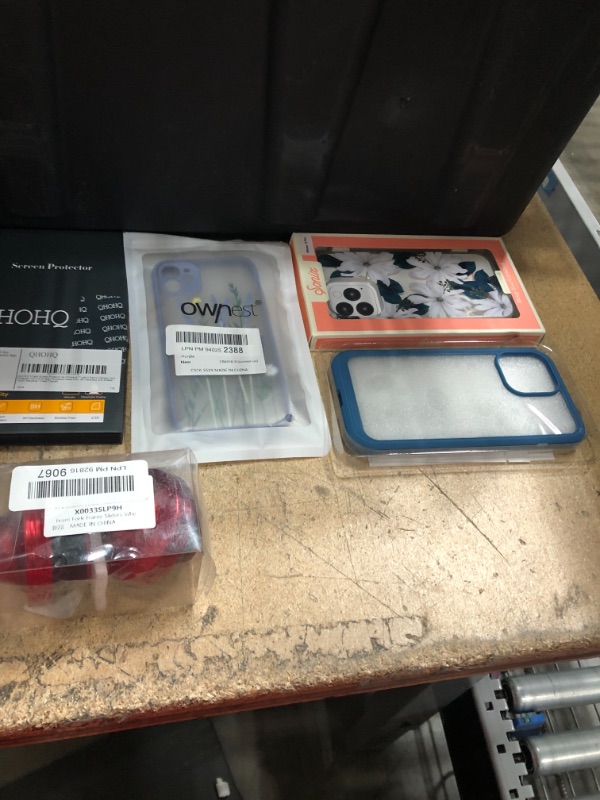 Photo 1 of Electronic Accessories Bundle, 7 Items
Kickstand Wireless Charger, Front Fork Frame Sliders, Phone Holder, iPhone 6 Screen Protectors, 3 iPhone Cases Assorted Sizes and Colors 