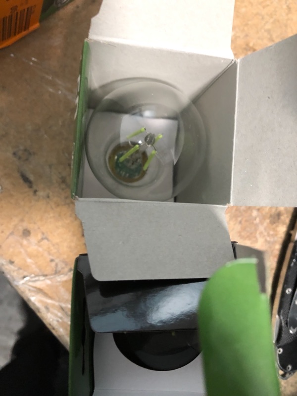 Photo 2 of Filament A19 E26 (Medium) LED Bulb Green 30 Watt Equivalence 2 pack 
