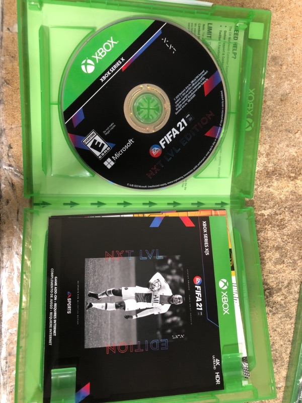 Photo 3 of FIFA 21 - Xbox Series X

