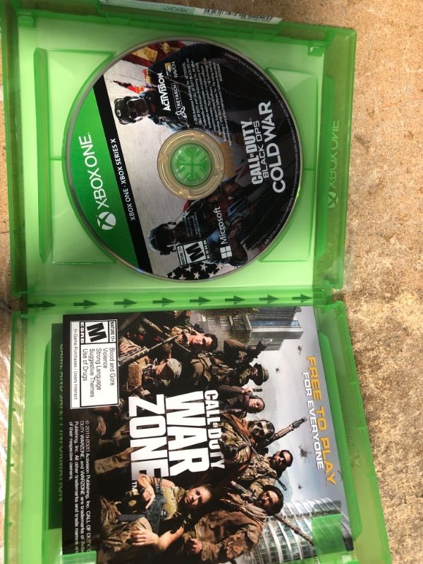 Photo 3 of Call of Duty: Black Ops Cold War - Xbox One/Series X|S

