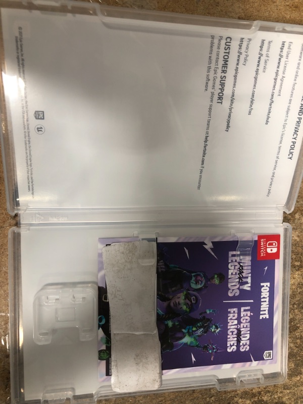 Photo 3 of Fortnite Minty Legends Pack - Nintendo Switch

