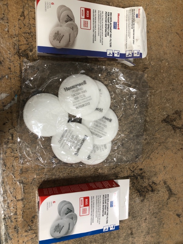 Photo 1 of (x2) R95 Replacement Filter Pads, 6-Pack
