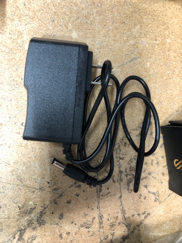 Photo 1 of DC 5V 4A Power Adapter