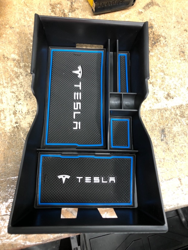 Photo 1 of 12X7 7 SLOT TESLA CONSOLE TRAY