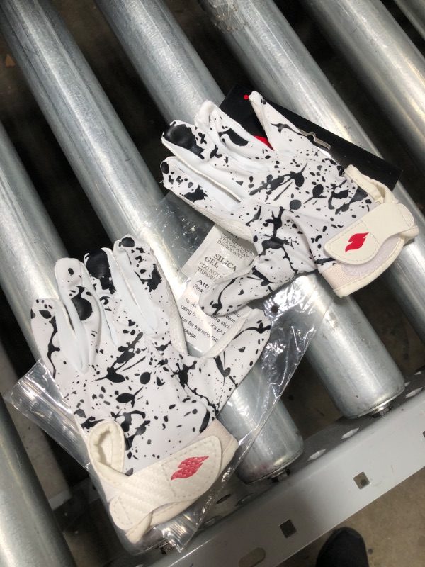 Photo 1 of RSPGO Kids Football Gloves Youth Enhanced Grip Silicone Wide Receiver Gloves (XS/S)

