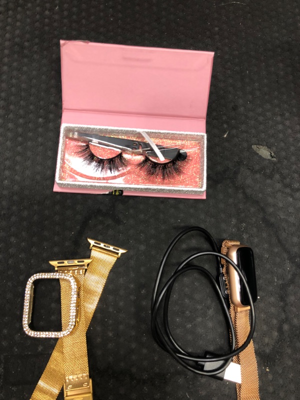 Photo 1 of 3 ITEM BUNDLE
False Eyelashes 16mm Natural Mink Eyelashes
Small Gold Smartwatch
Gold Watch Band