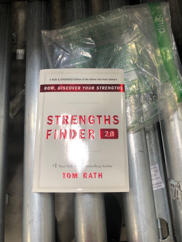 Photo 2 of (Strengthsfinder 2.0: A New and Upgraded Edition of the Online Test from Gallup's Now Discover Your Strengths) [By: Tom Rath] [Feb, 2007] - Hardcover 
