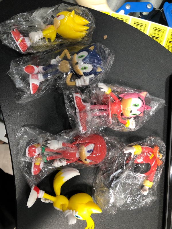 Photo 2 of CWS-boco Super Sonic Action Figures Toys 6pcs/Set 4 inch Super Sonic ?Tails? Amy? Rose?
