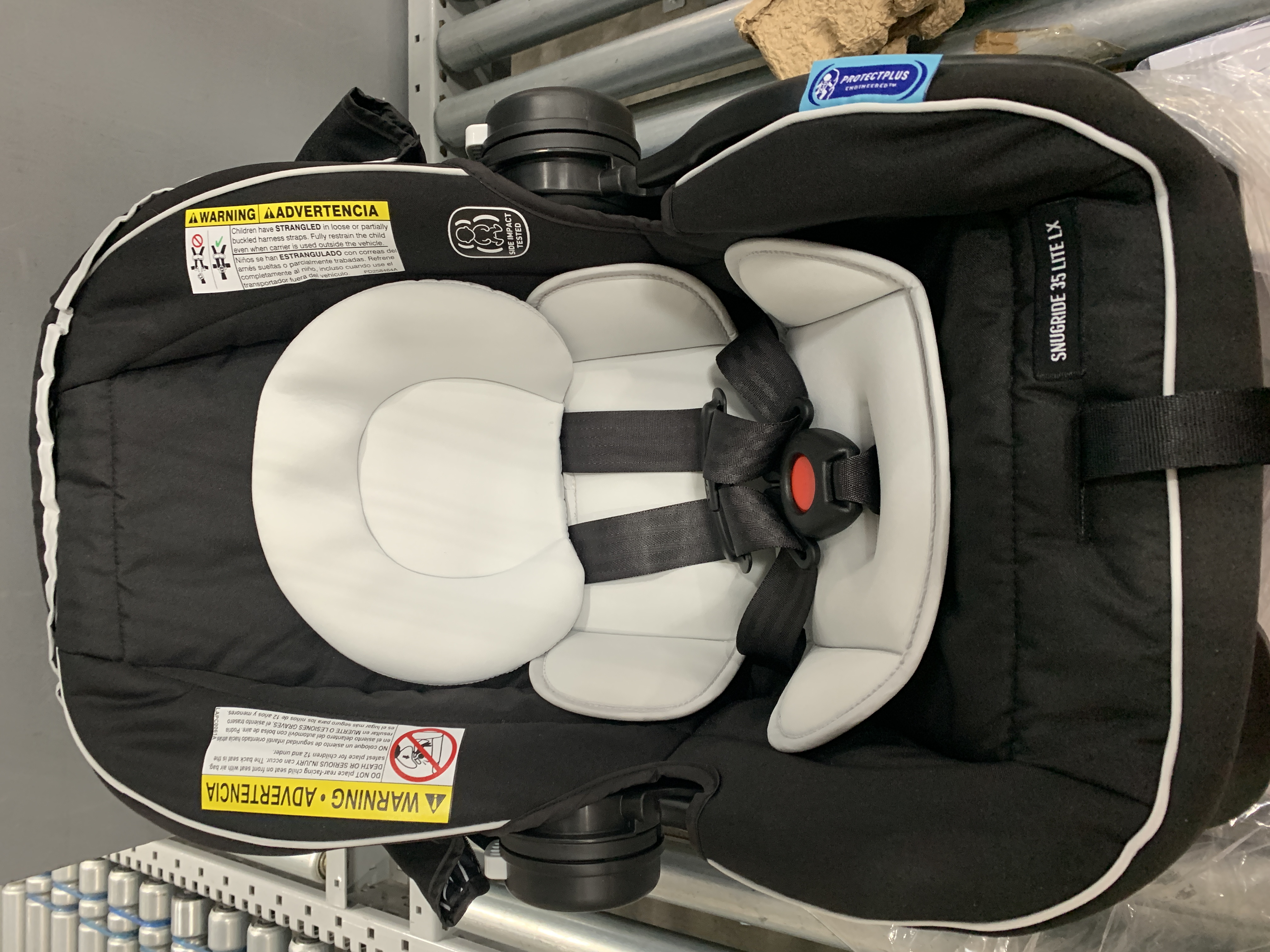 Photo 2 of Graco SnugRide 35 Lite LX Infant Car Seat, Studio
