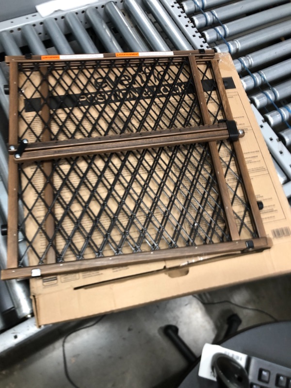 Photo 1 of Evenflo Position & Lock Pressure Mount Gate 26 -42 Farmhouse Brown

