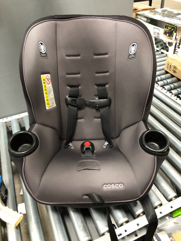 Photo 2 of Cosco Onlook 2-in-1 Convertible Car Seat, Rear-Facing 5-40 pounds and Forward-Facing 22-40 pounds and up to 43 inches, Black Arrows
**USED**