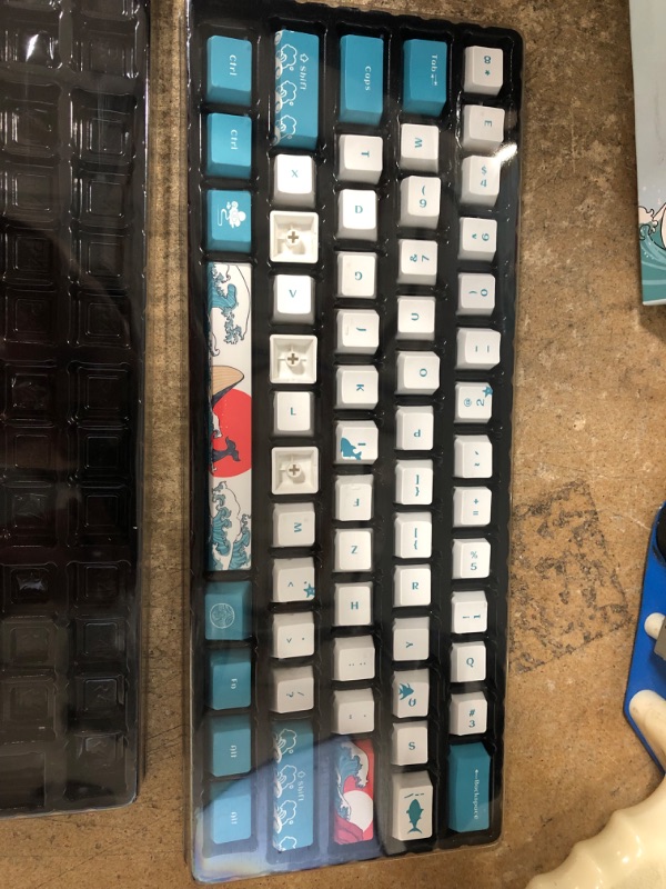 Photo 2 of SDYZ Custom Keycaps-Keycaps 60 Percent, Suitable for GK61/GK64/RK61/Anne/GH60 /ALT61 Mechanical Keyboards, 71 Key Set, OEM Profile PBT Keycaps (Coral Sea Keycaps)
