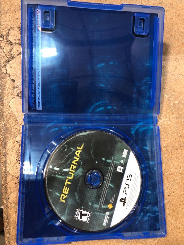 Photo 1 of Returnal - PlayStation 5

